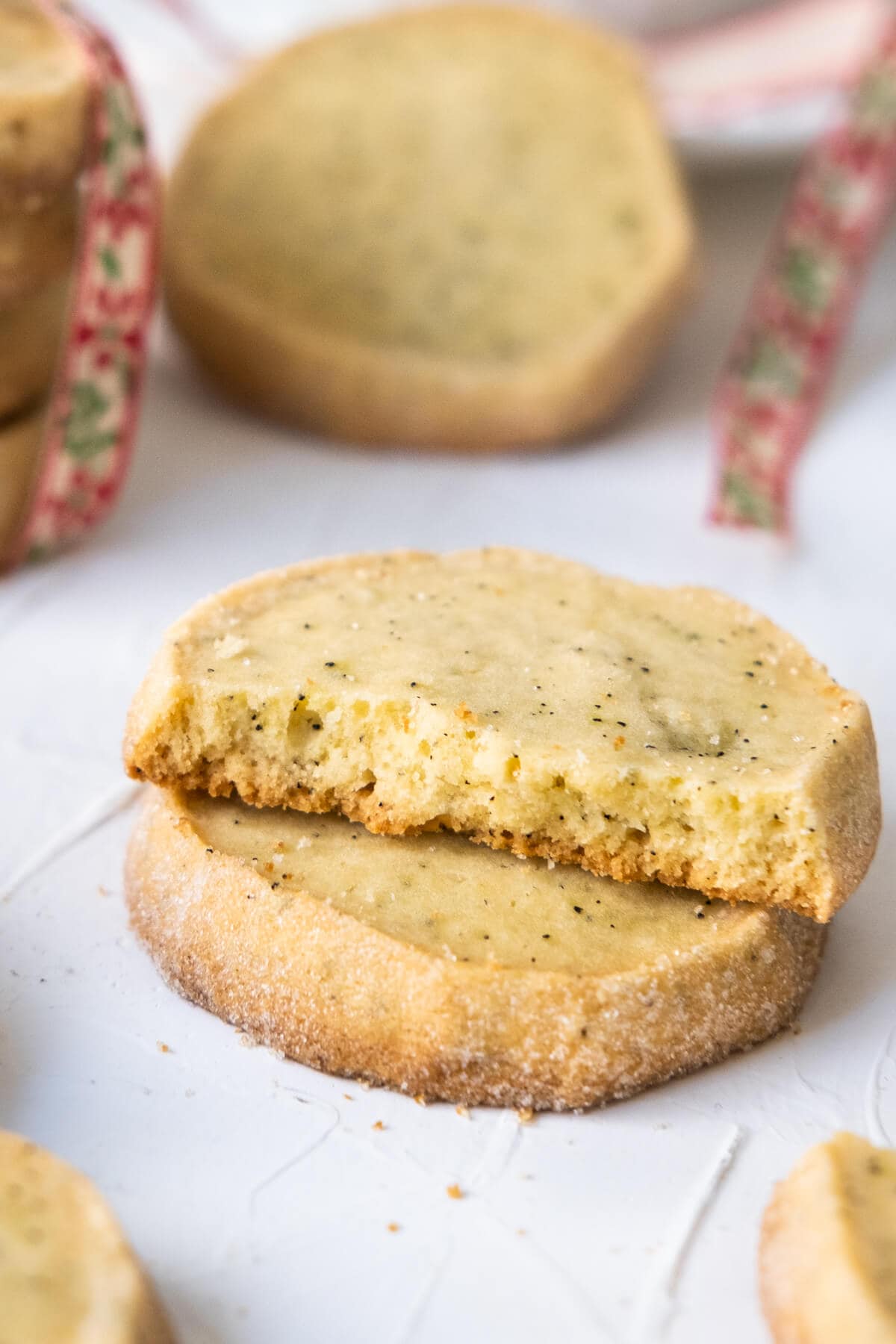 Crumbly, buttery earl grey cookies. 