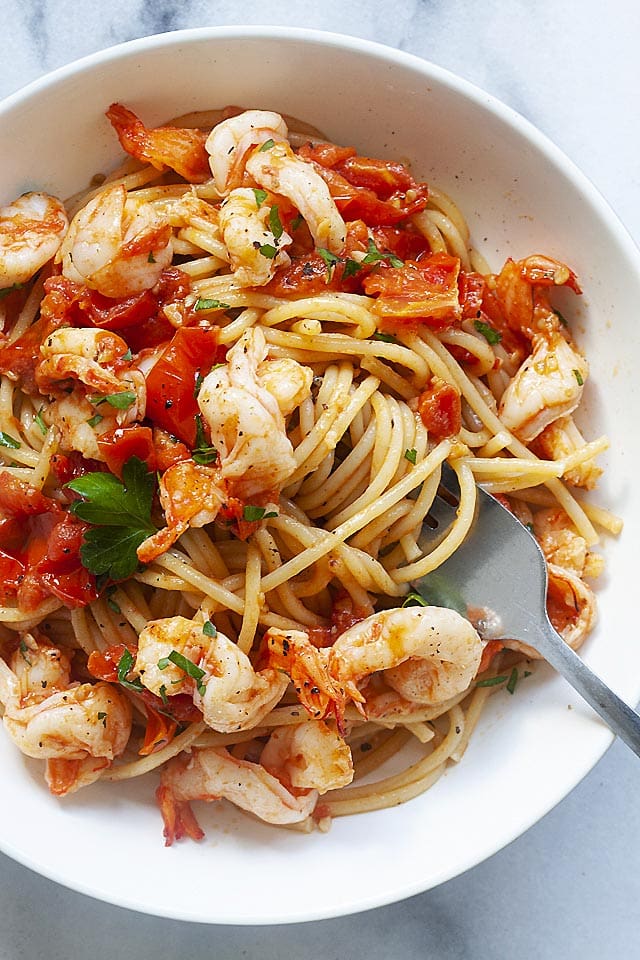 Italian shrimp pasta, ready to serve.