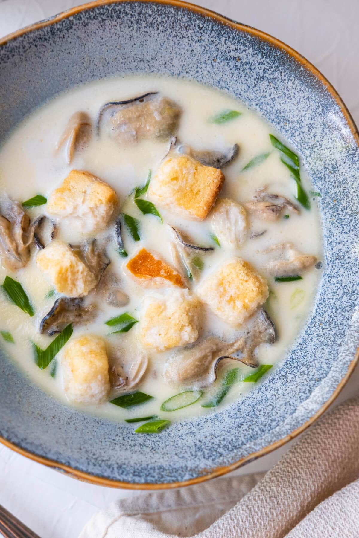 Medium-sized oysters in a rich milk broth and topped with croutons.  