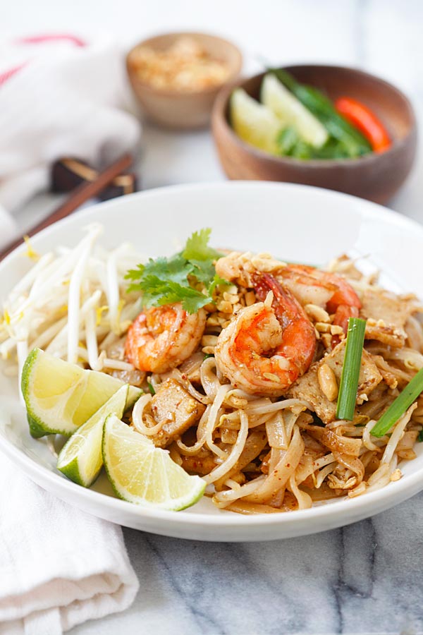 Homemade Thai shrimp pad Thai noodles, make this at home today for much healthier.