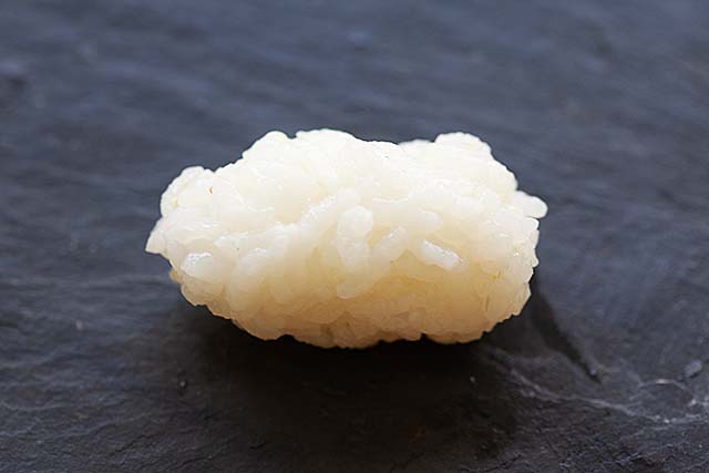 Sushi rice for nigiri.